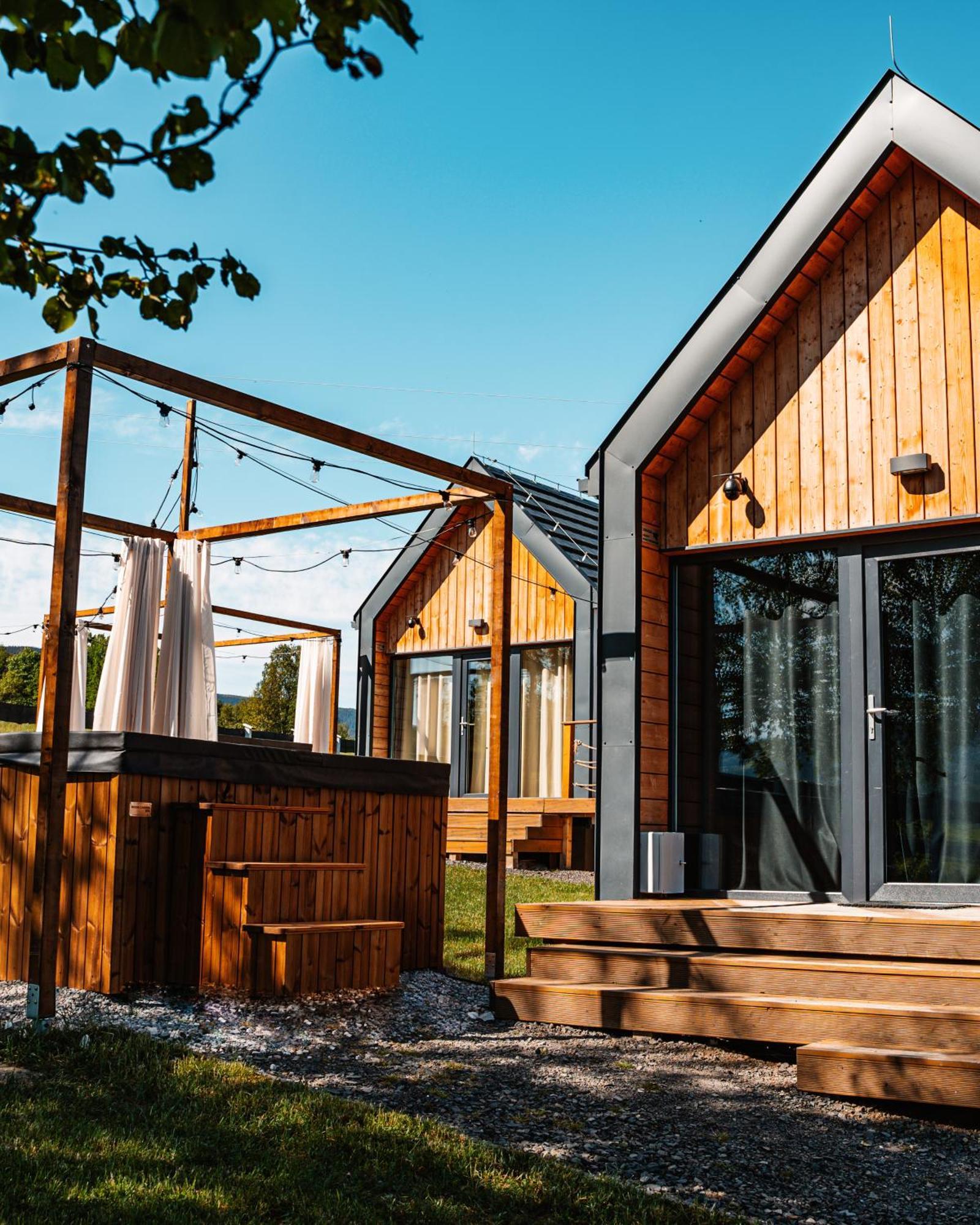Sarnia Laka Domek 1 Z Prywatnym Jacuzzi Stronie Slaskie Exterior photo